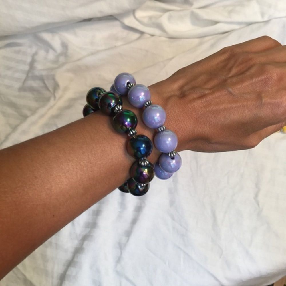 4  bracelets - Picture 4 of 4
